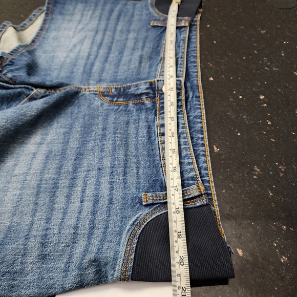 ISABEL MATERNITY By Ingrid & Isabel Under Belly Mini Jean Shorts. Size: Size 12 - Picture 7 of 11